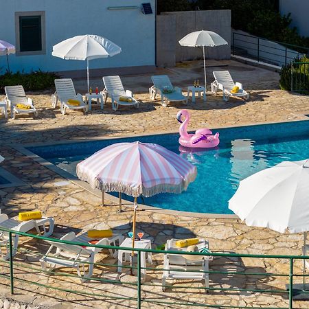 Apartment Milna - With Swimming Pool & Amazing Seaviews, Above Bijaka Beach المظهر الخارجي الصورة