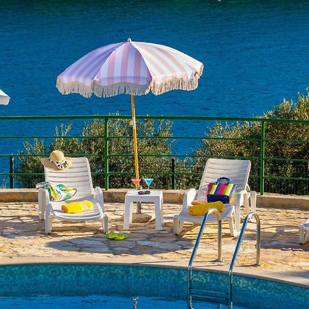 Apartment Milna - With Swimming Pool & Amazing Seaviews, Above Bijaka Beach المظهر الخارجي الصورة